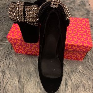 Tory Burch Josephine Rhinestone Bow Heels NWOT
